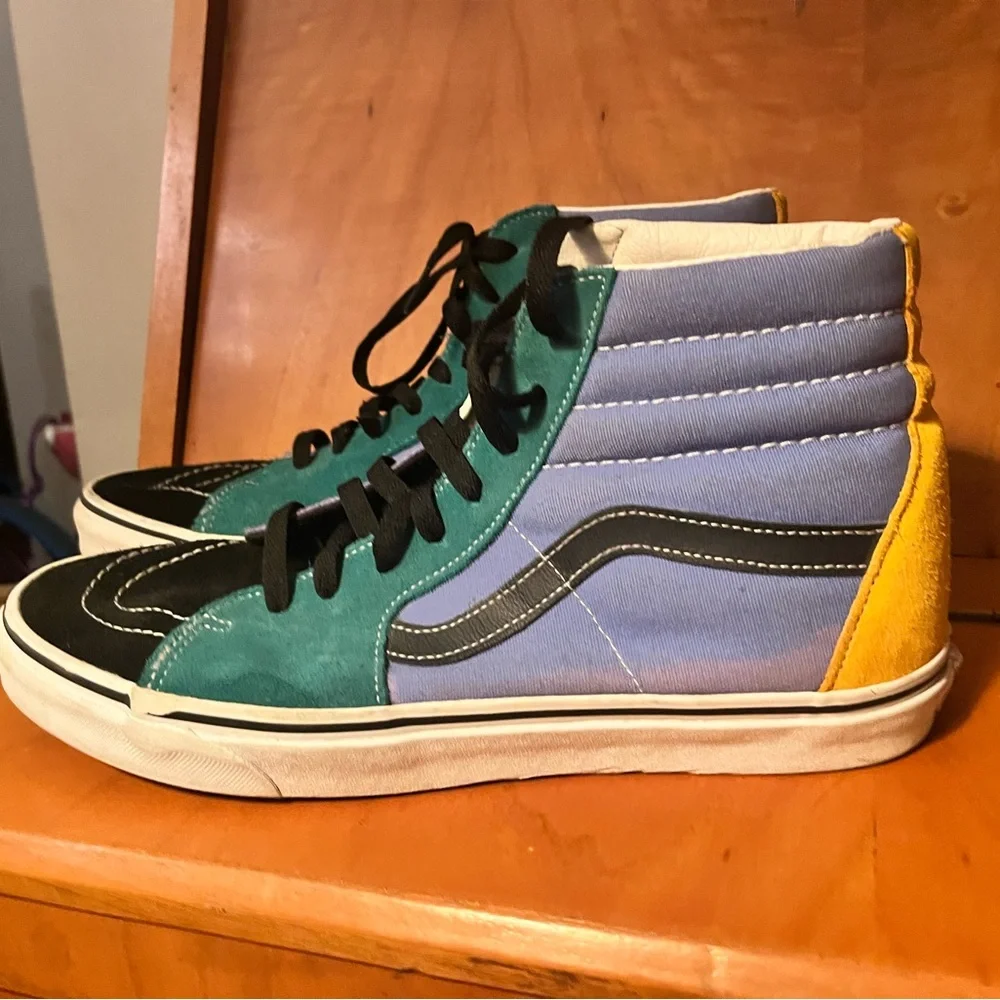 Vans Hi-top sk8 size 13 men’s. Great condition